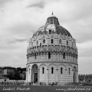 Pisa-Battistero
