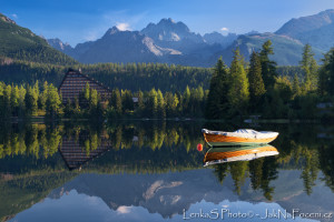 Štrbské pleso poránu 2016
